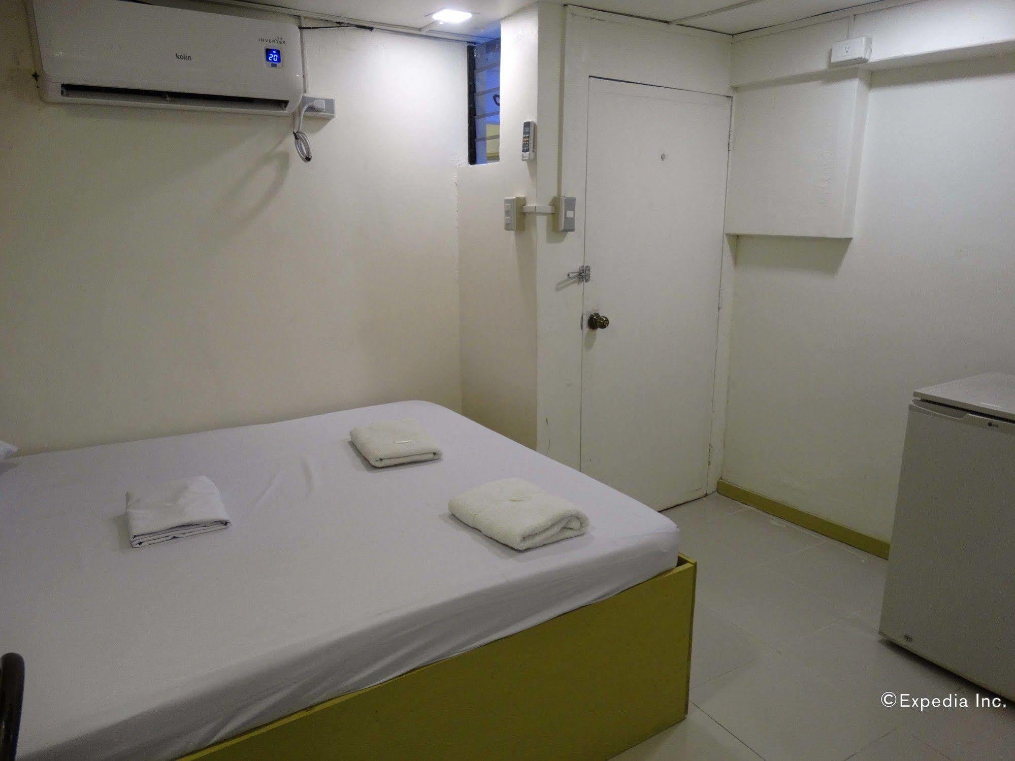 Gaius Inn Manila Ngoại thất bức ảnh